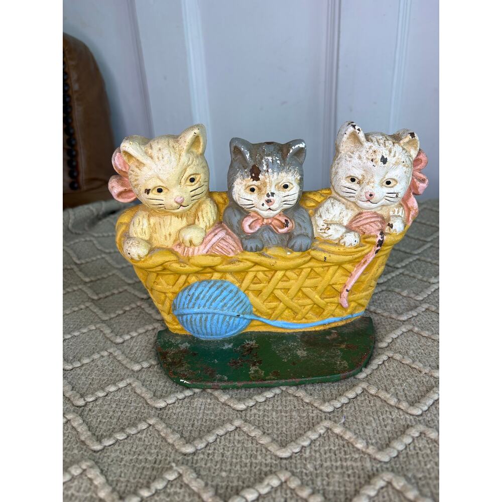 Vintage Cast Iron Kitten Cats Doorstop Yarn Basket Cute Metal Decor